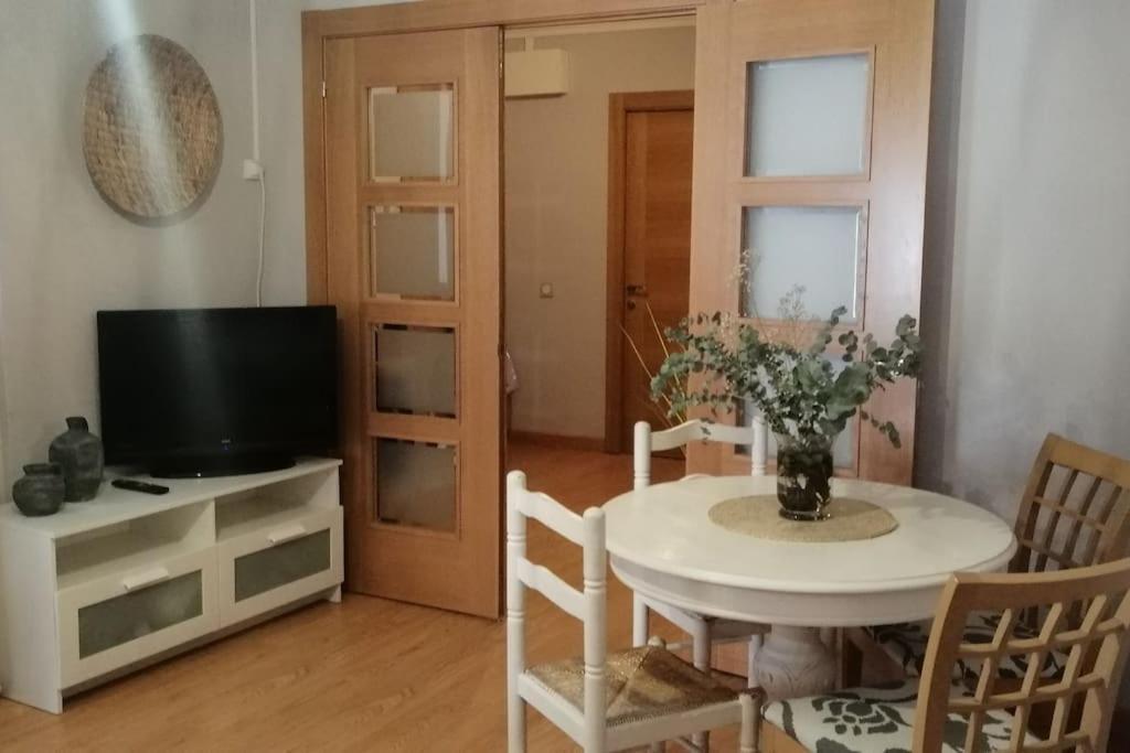 Piso Completo Cerca De Estacion Bus, Tren Y Ferrys Apartment Santander Ngoại thất bức ảnh