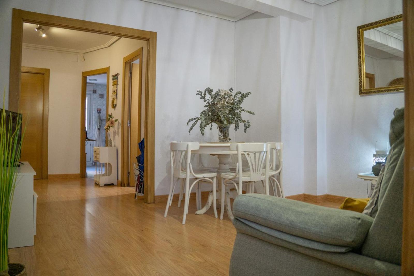 Piso Completo Cerca De Estacion Bus, Tren Y Ferrys Apartment Santander Ngoại thất bức ảnh