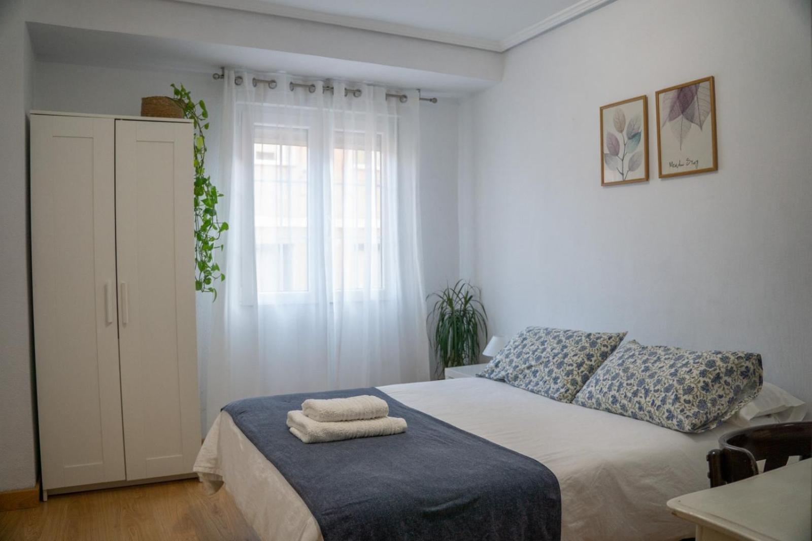 Piso Completo Cerca De Estacion Bus, Tren Y Ferrys Apartment Santander Ngoại thất bức ảnh